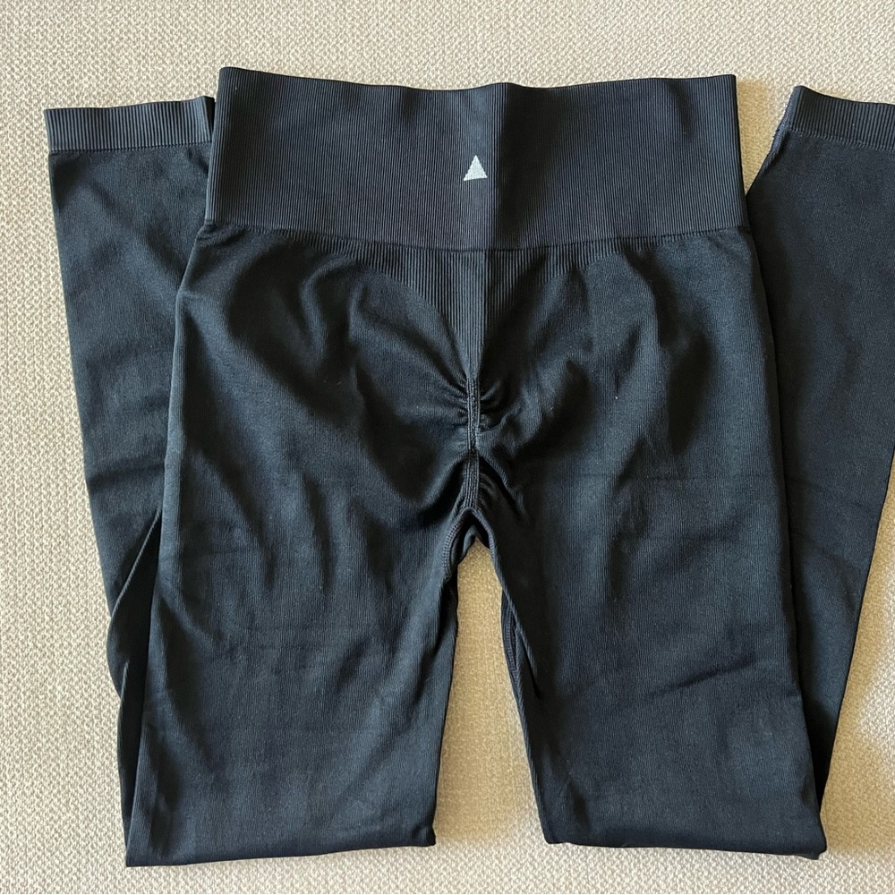 Black High-Waisted Leggings